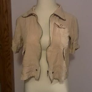 Short sleeved jacket